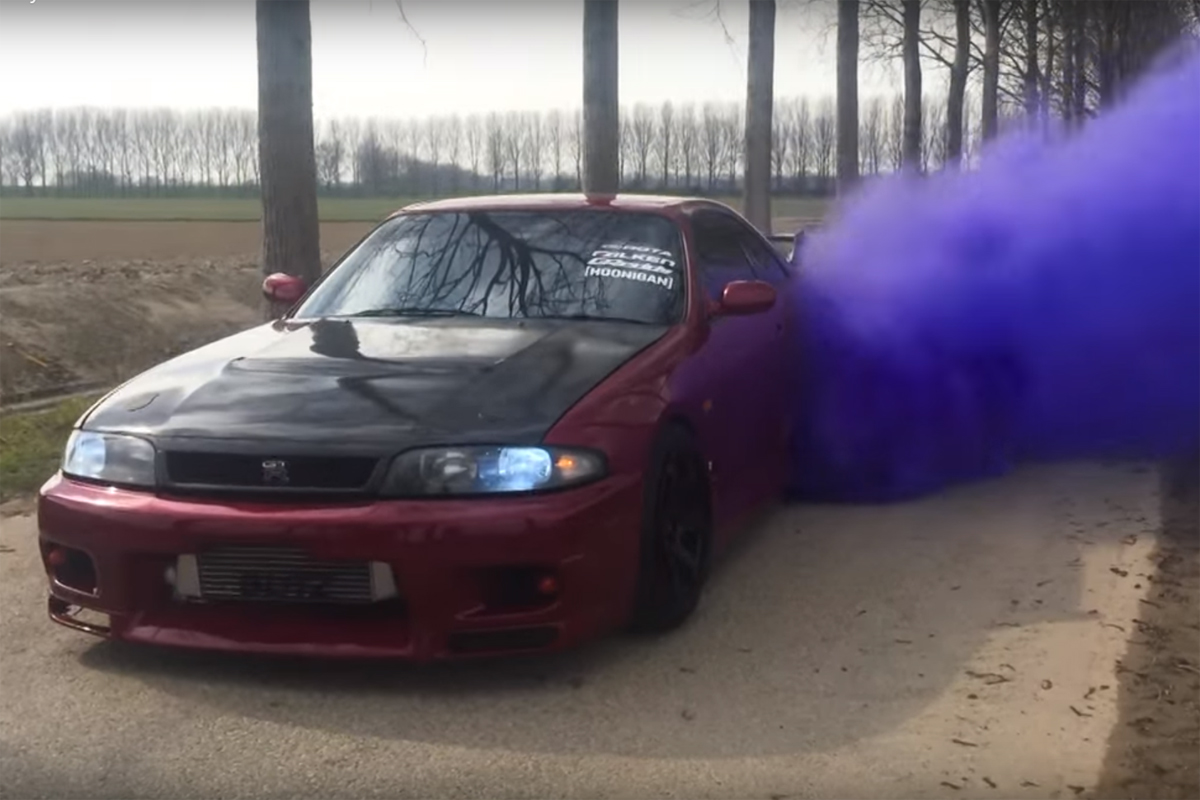 Nissan skyline r33 burnout #5
