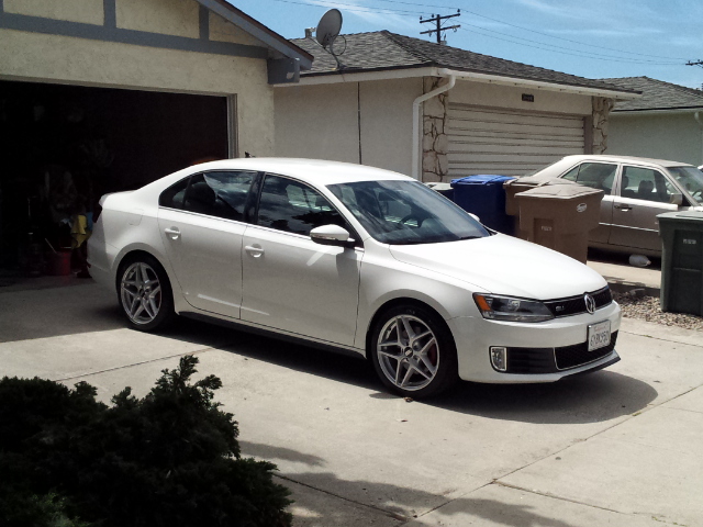 Mk6 Volkswagen Jetta with BBS CF Wheels 