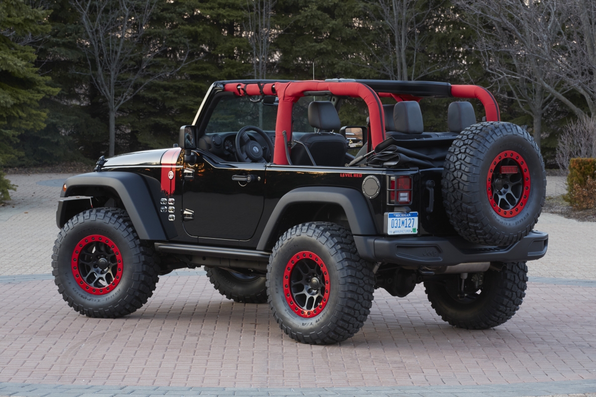 The new Wrangler Level Red Sports New Jeep Rims and Off Road Tires