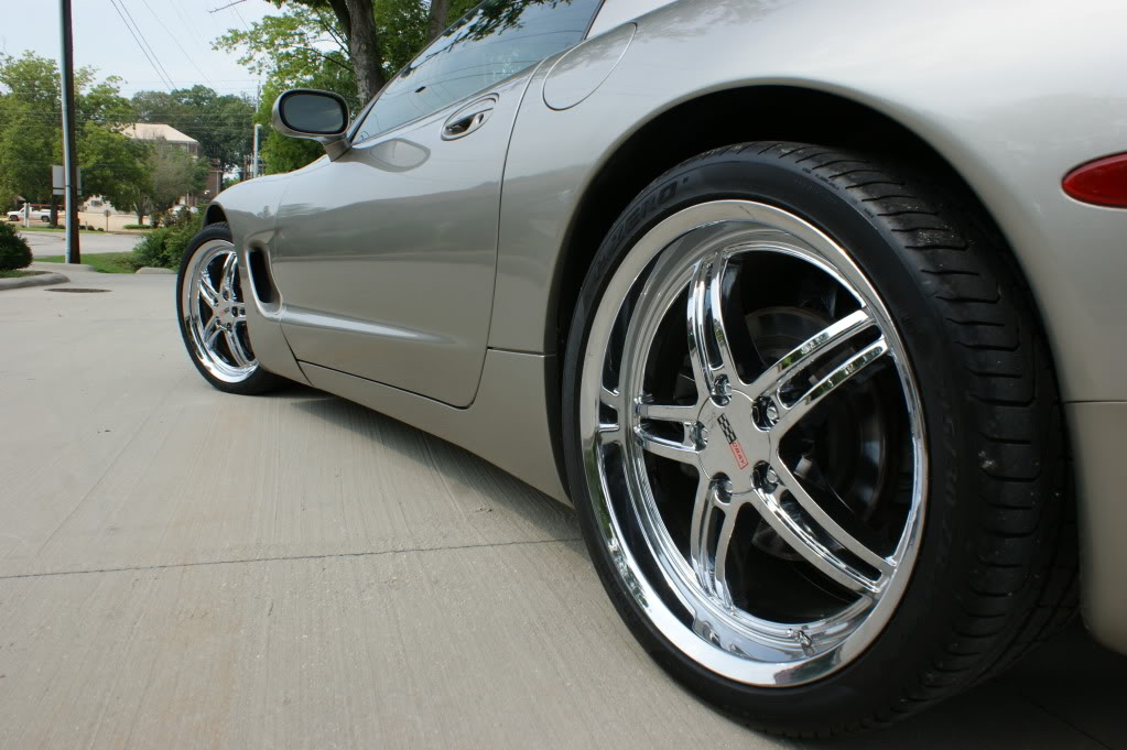 C5 Corvette FRC Cray Wheels