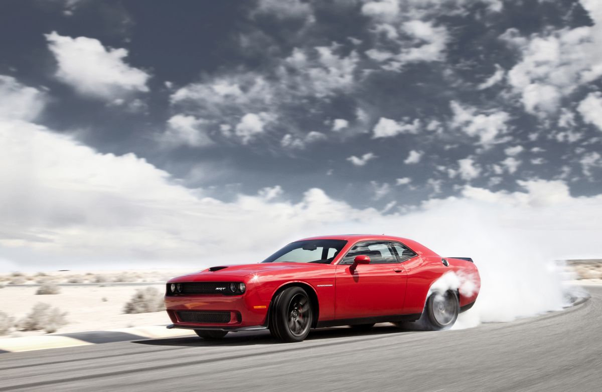 2015 Dodge Challenger SRT Hellcat Drag Strip