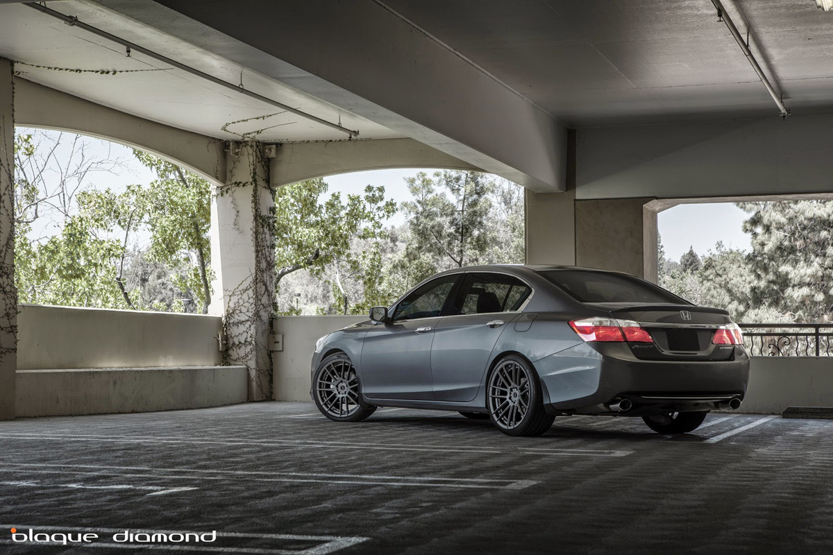 Honda Accord Sport Blaque Diamond Wheels