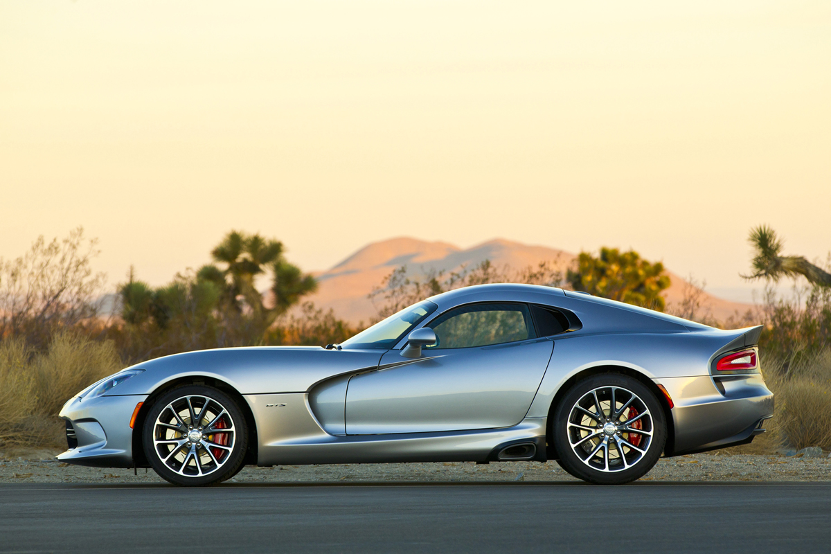 Dodge Viper SRT Custom Wheels