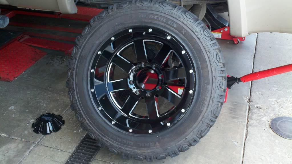 Ford F-250 Wheel and Tire Packag