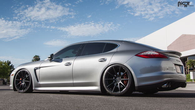 Porsche Panamera Niche Essen Wheels