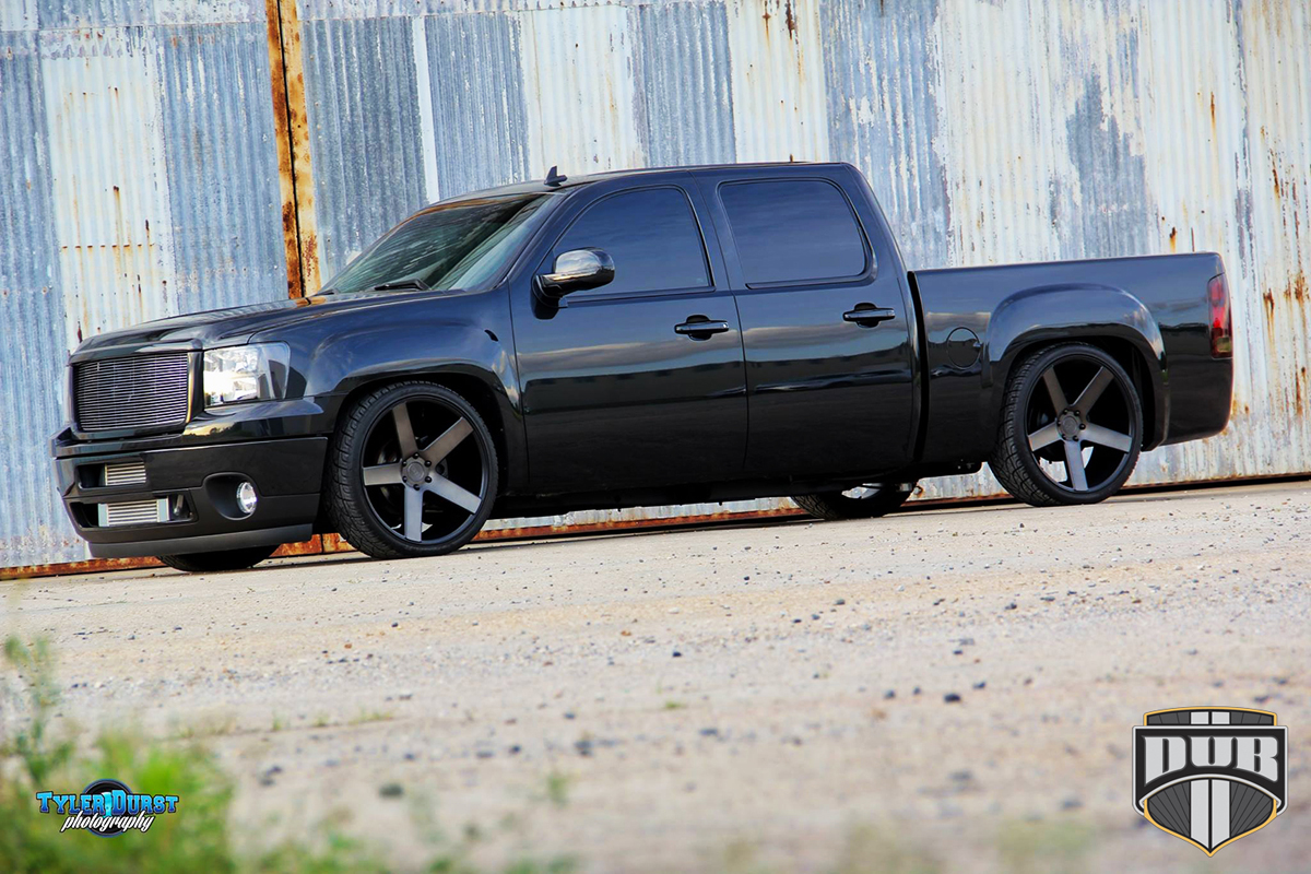 GMC Sierra DUB Rims