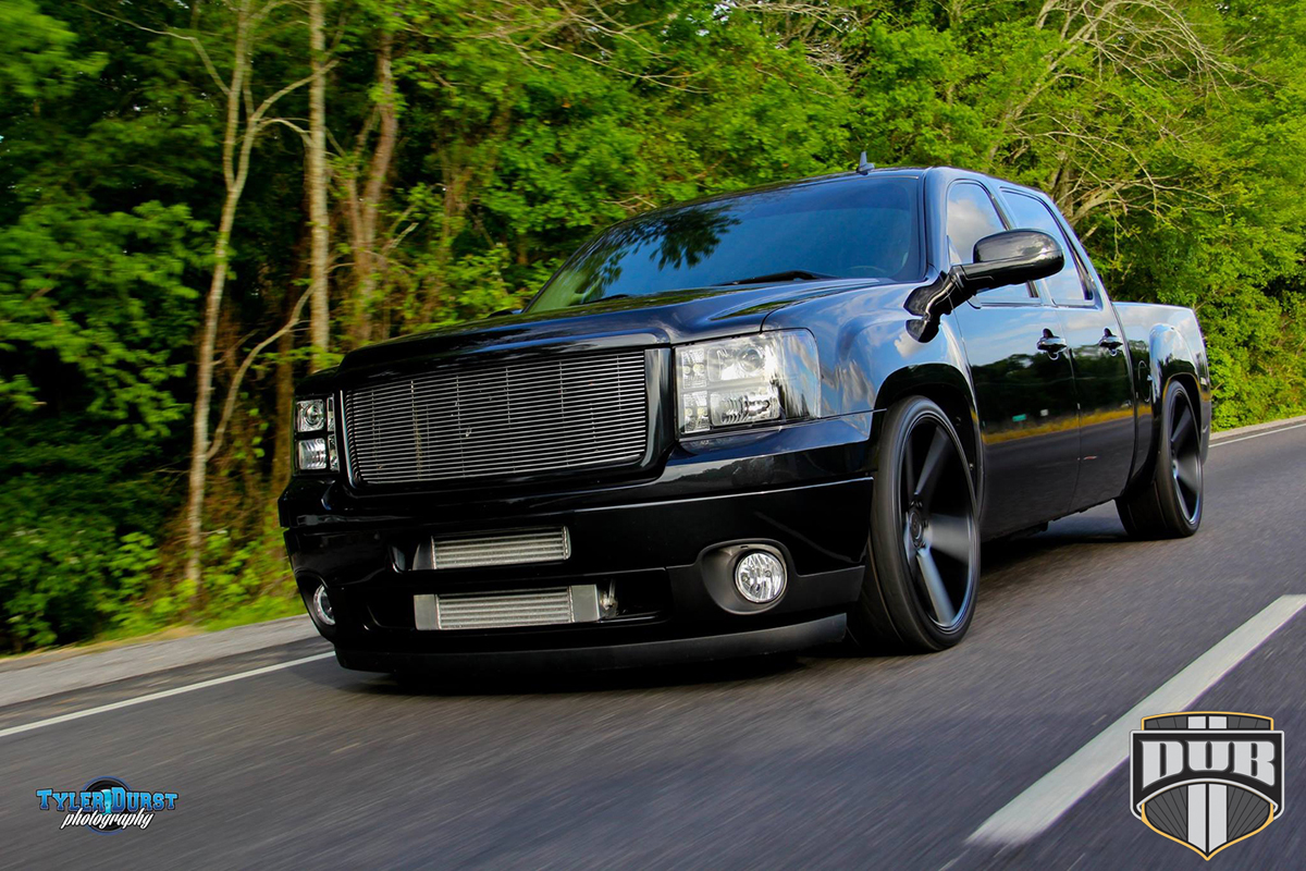 Slammed GMC Sierra with 24