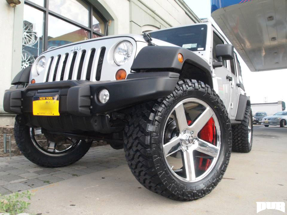 Jeep Wrangler Unlimited DUB Baller S113 Wheels