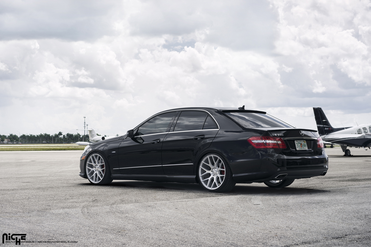 Mercedes-Benz E350 Niche Intake Wheels