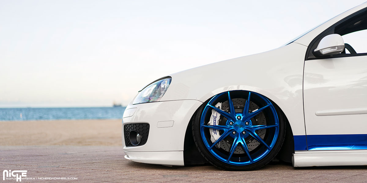 Ride The Low Life With This Gti On Blue Niche Wheels Ride The Low Life With This Gti On Blue Niche Wheels