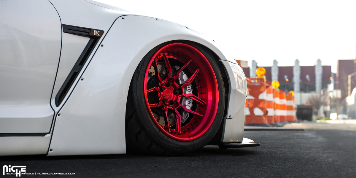 Nissan GT-R Niche Nero Wheels