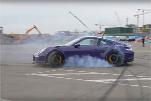 Porsche 911 GT3 RS Burnout