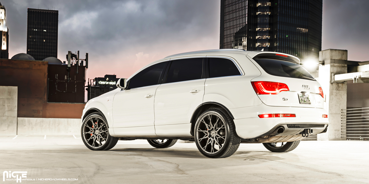 Audi Q7 Niche Staccato - M182 Wheels