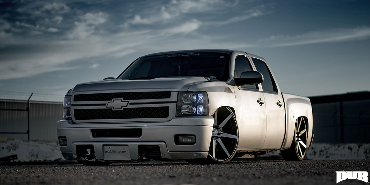 Chevrolet Silverado 1500 DUB Future - S127 Wheels