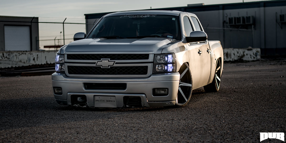 Chevrolet Silverado 1500 DUB Future - S127 Wheels