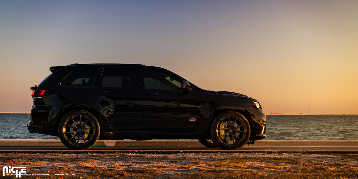 Jeep Grand Cherokee Trackhawk Niche Misano Wheels