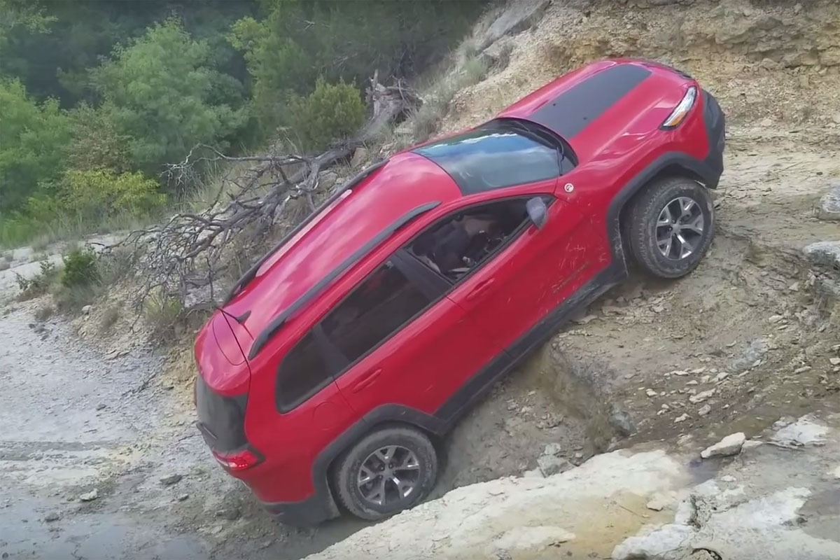 Jeep Cherokee Trailhawk Off-Roading