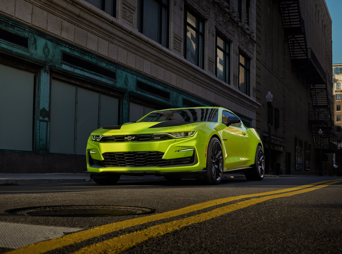 2019 Chevrolet Camaro SS Shock Custom Wheels