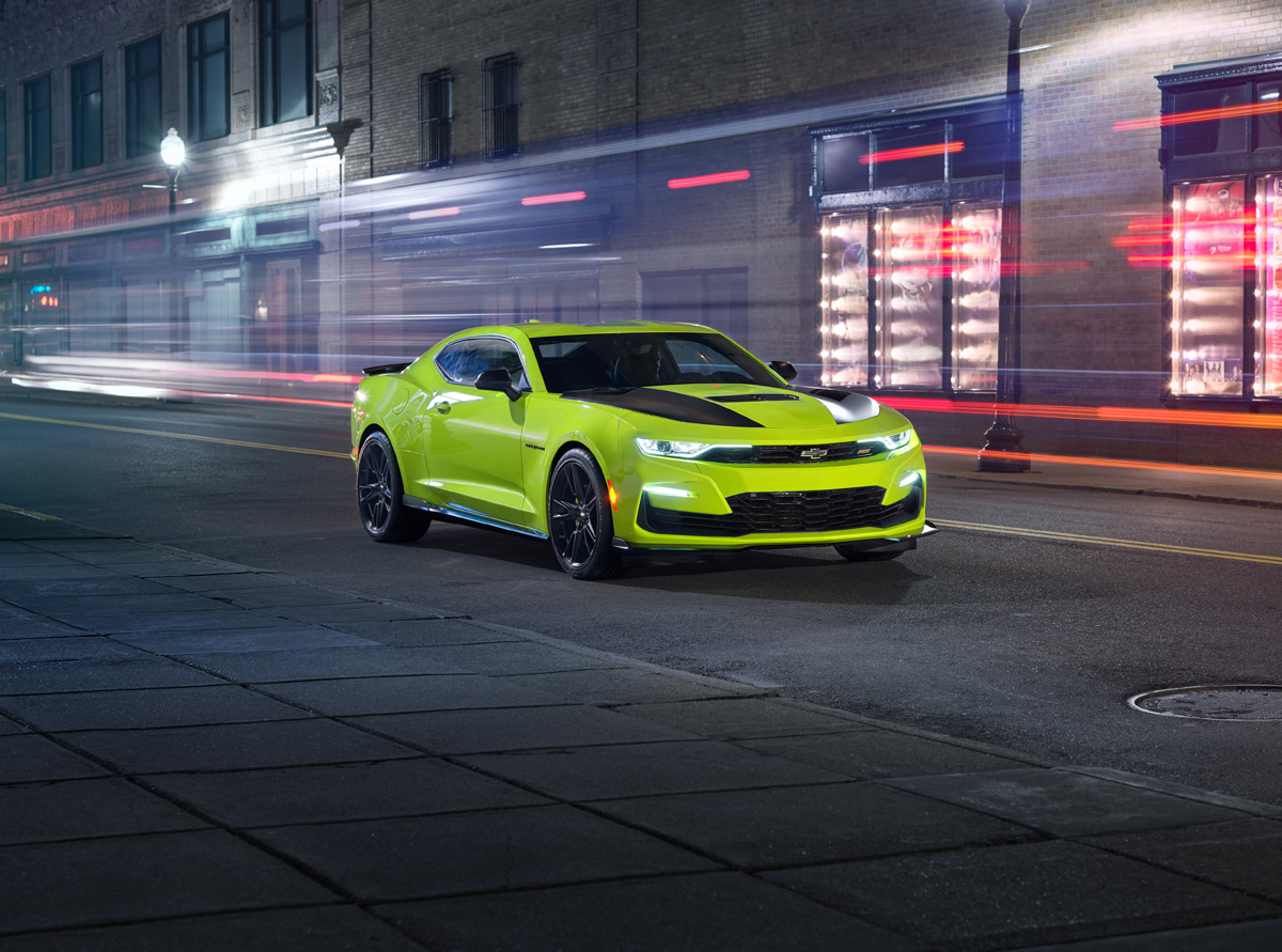 2019 Chevrolet Camaro SS Shock Custom Wheels