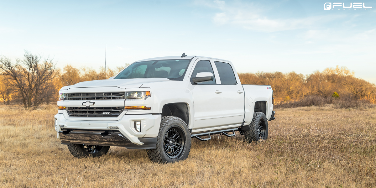 Chevrolet Silverado 1500 on Fuel Nitro - D667 Wheels