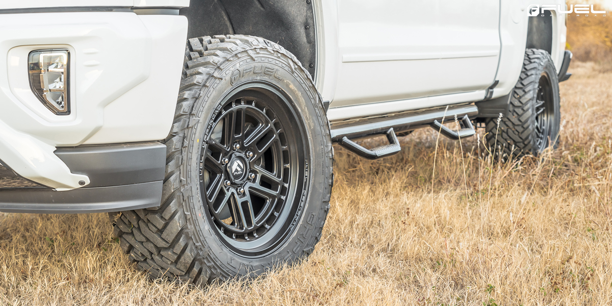 Chevrolet Silverado 1500 on Fuel Nitro - D667 Wheels