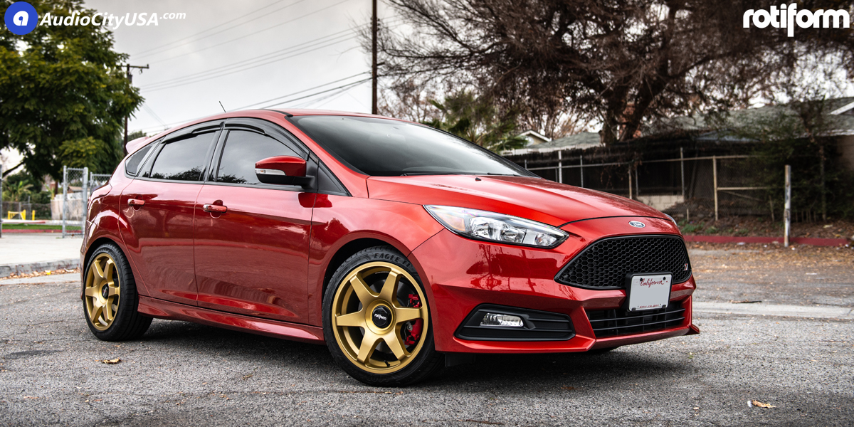 Ford Focus ST Rotiform SIX Wheels