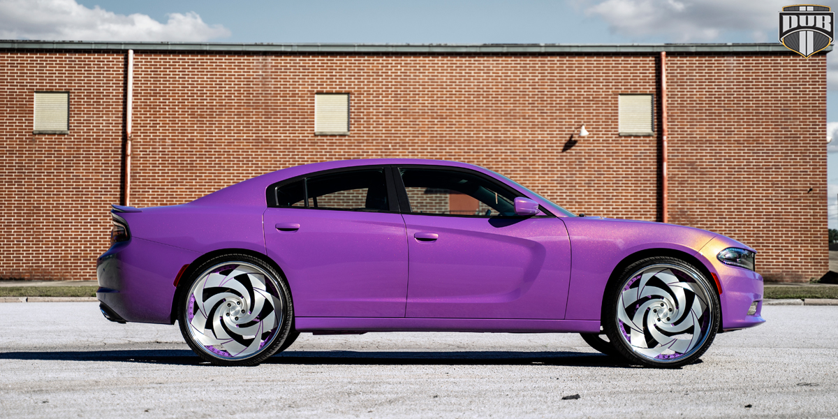 Dodge Charger DUB Slasher - X102 Wheels