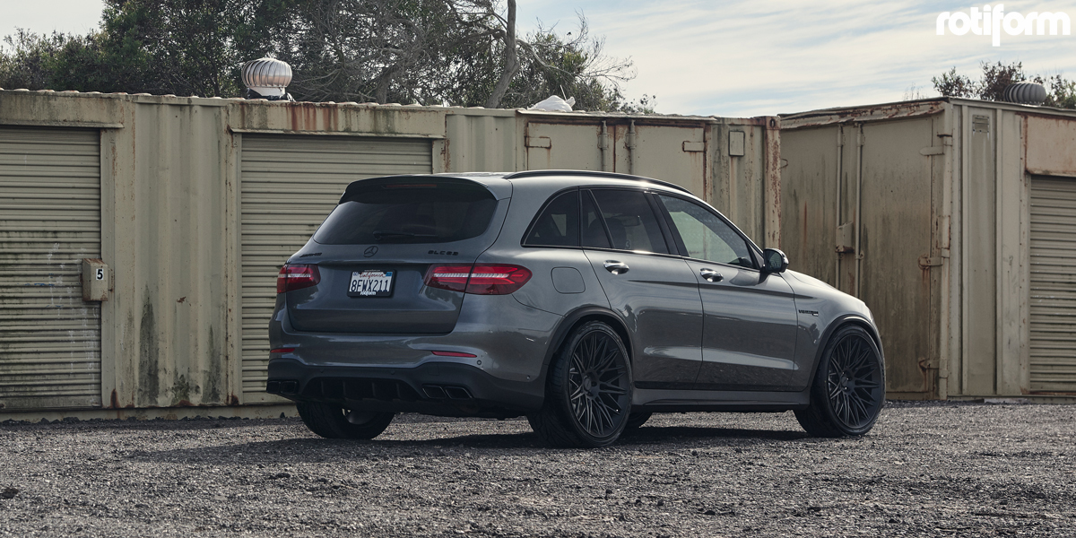 This Mercedes Amg Glc 63 Went Dark With Rotiform Wheels