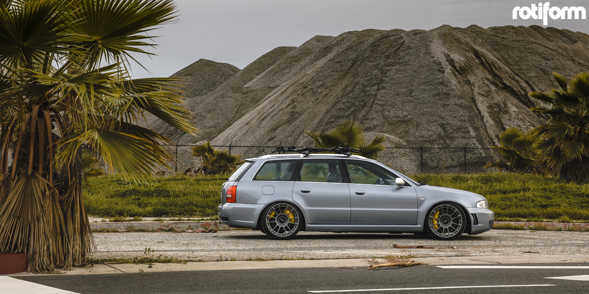 Audi RS4 Avant Rotiform OZR Wheels