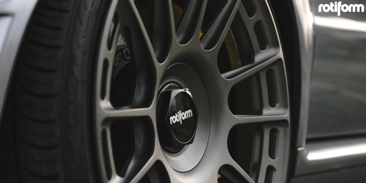 Audi RS4 Avant Rotiform OZR Wheels