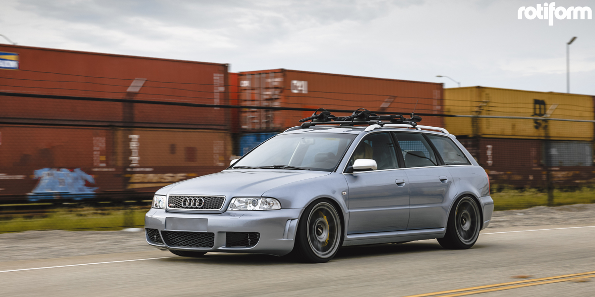 Audi RS4 Avant Rotiform OZR Wheels