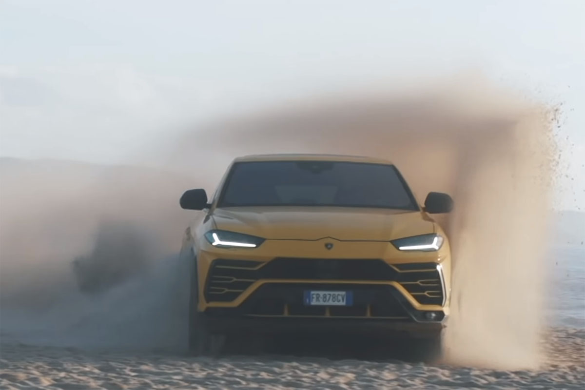 Lamborghini Urus Wheels and Tires Sand