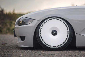BMW Z4 with Rotiform LAS-R wheels