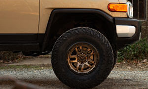 Toyota FJ Cruiser Fuel Ammo - D270 Wheels