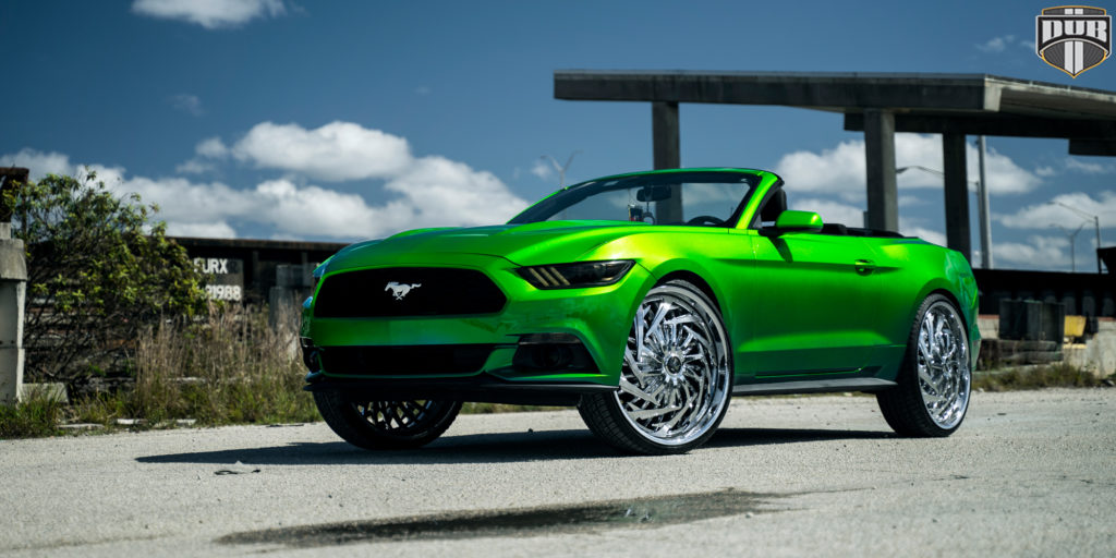 Ford Mustang with DUB Trance – S826 Wheels