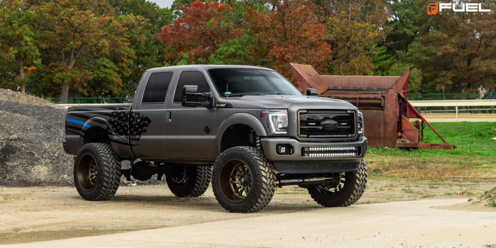 Ford F-250 Super Duty with Fuel Sledge – D631 Wheels