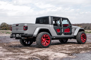 Jeep Gladiator with Fuel Reaction – D754 Wheels