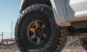 Ford F-150 with Fuel Black – D750 Wheels