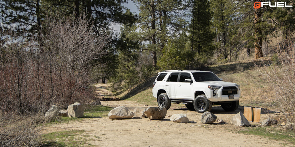 Toyota 4Runner with Fuel Rush – D766 Rims