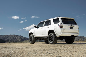 Toyota 4Runner with Fuel Rush – D766 Rims