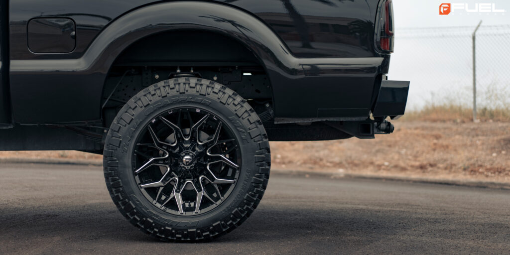 Ford F-250 Super Duty with Fuel Twitch – D769 wheels and Nitto Trail Grappler Tires