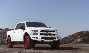 Ford F-150 Raptor with Fuel Trigger – D758 wheels