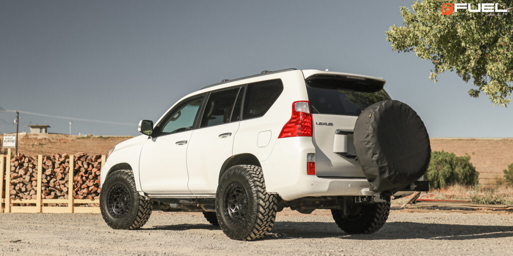 Lexus GX with Fuel Unit – D786 rims with Nitto Trail Grappler Tires