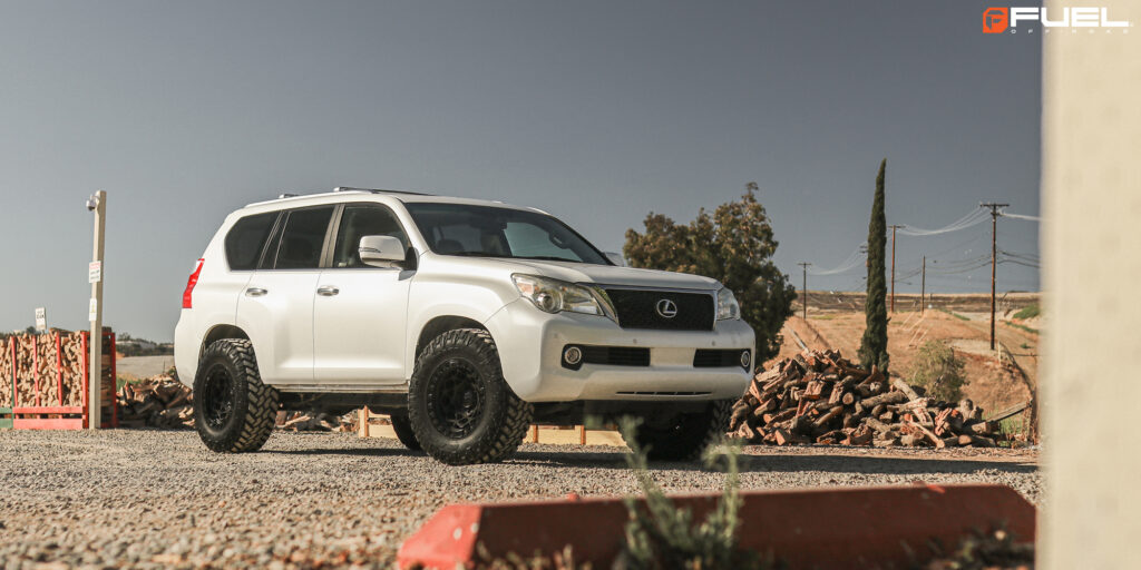 Lexus GX with Fuel Unit – D786 rims with Nitto Trail Grappler Tires