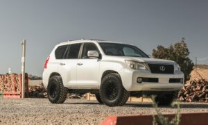 Lexus GX with Fuel Unit – D786 rims with Nitto Trail Grappler Tires